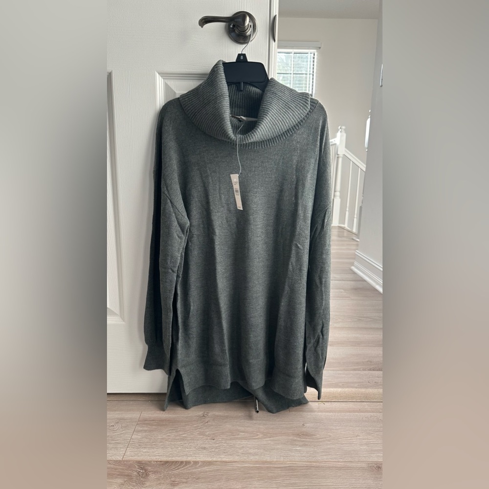 Cowl Tunic Sweater LOFT NEW WITH TAGS, cowlneck dropped shoulder. 2 x $20 usd